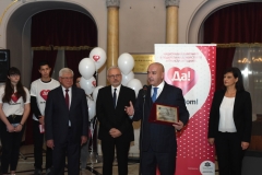 ИАМН и Министерство на здравеопазването връчиха първите Годишни отличия за принос към донорството и трансплантациията